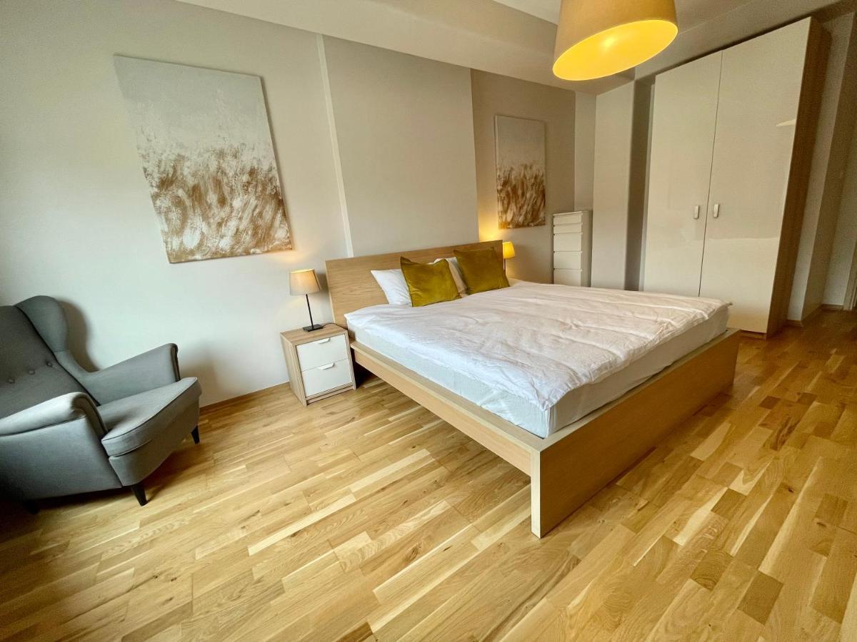 Boutique Apartments - Old Town 120M2 - Private Underground Parking - Wroclaw Ngoại thất bức ảnh